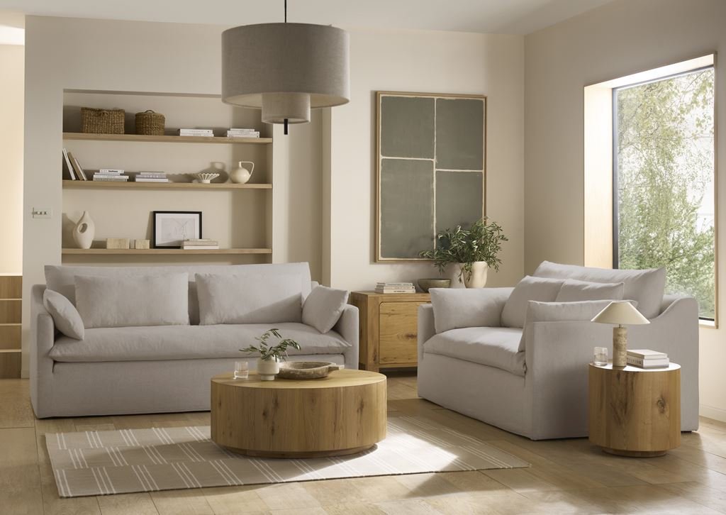 Original Grandeur Cracked Oak Round Occasional Furniture - 247 Furniture