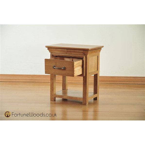 Tan French Retreat 1 Drawer Knightstand/Bedside - Oak - FRBS1